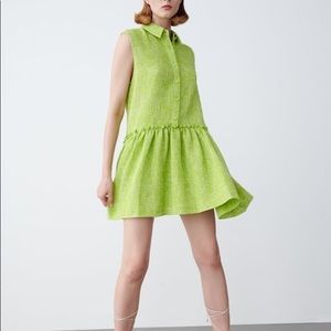 NWT ZARA MINI TEXTURED GREEN DRESS